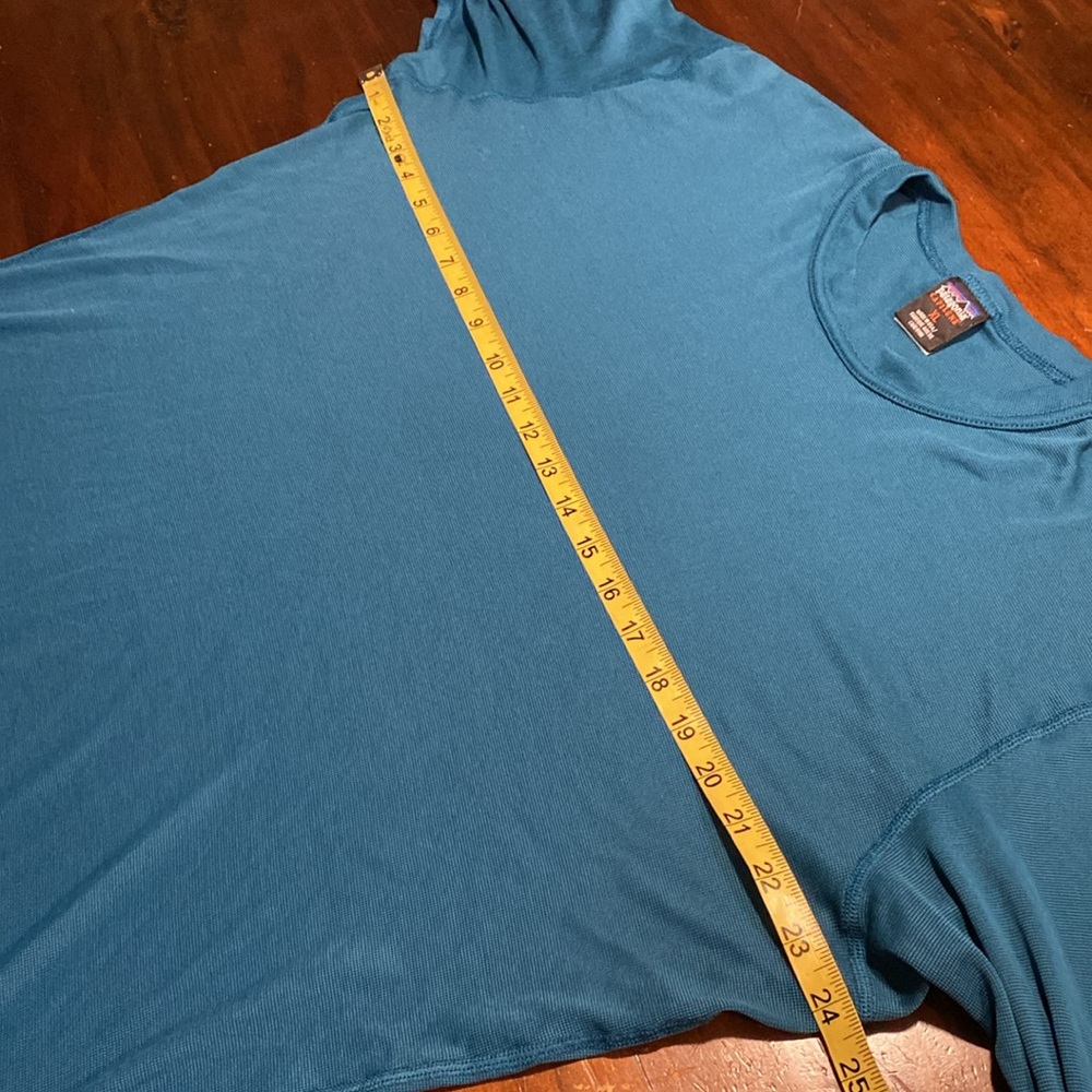 PATAGONIA TEAL THERMAL BASE LAYER CREW🌹 - Picture 6 of 12
